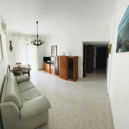 Grazioso Bilocale A 100 Mt Dalla Metropolitana *