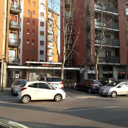 Grazioso Bilocale A 100 Mt Dalla Metropolitana Apartament