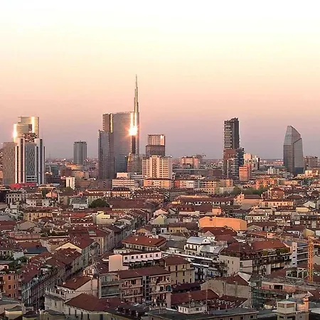 شقة Grazioso Bilocale A 100 Mt Dalla Metropolitana سستو سان جوفاني